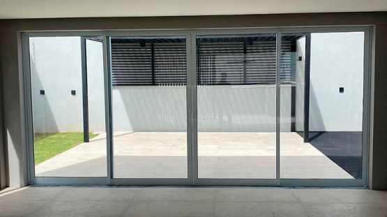 Portas de Vidro Sob Medida